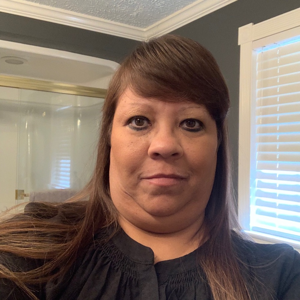 Meet your Posher, Lawna